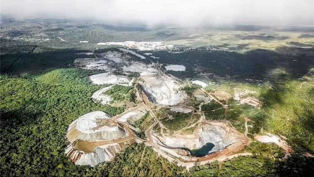 Zimbabué proíbe exportação de lítio em bruto