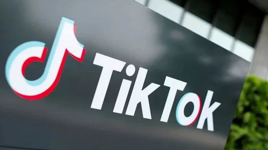 Contas falsas no TikTok continuam a espalhar desinformação sobre a guerra na Ucrânia