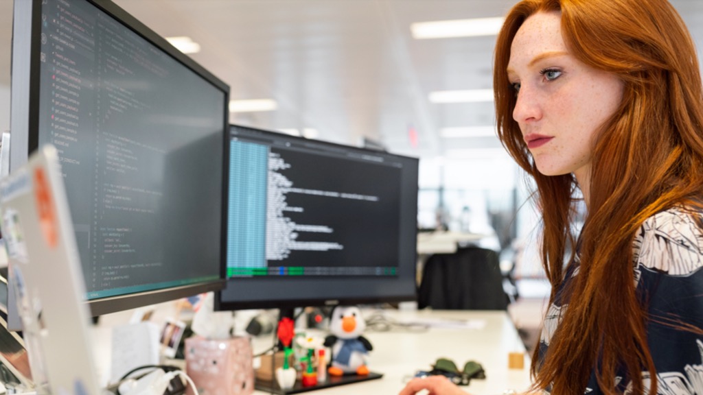 Mais mulheres na tecnologia? PIB da UE poderia disparar…