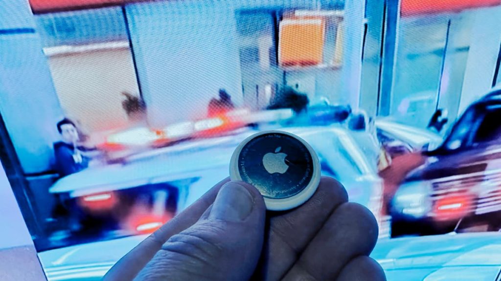 AirTag ajuda homem a encontrar o seu veículo roubado, mas confronto termina numa morte