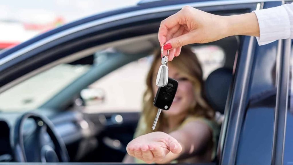 Incentivo para a compra de um carro elétrico pode terminar já em 2024