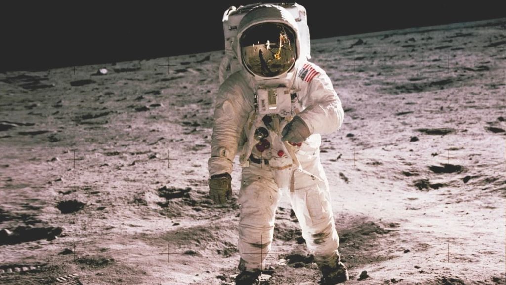Antigo diretor da Roscosmos não acredita que o homem tenha pousado na Lua em 1969