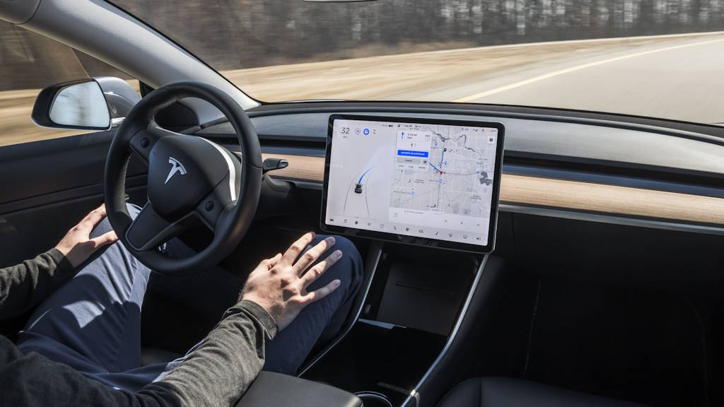 Full Self-Driving da Tesla já começou a chegar aos carros elétricos na Europa e Austrália