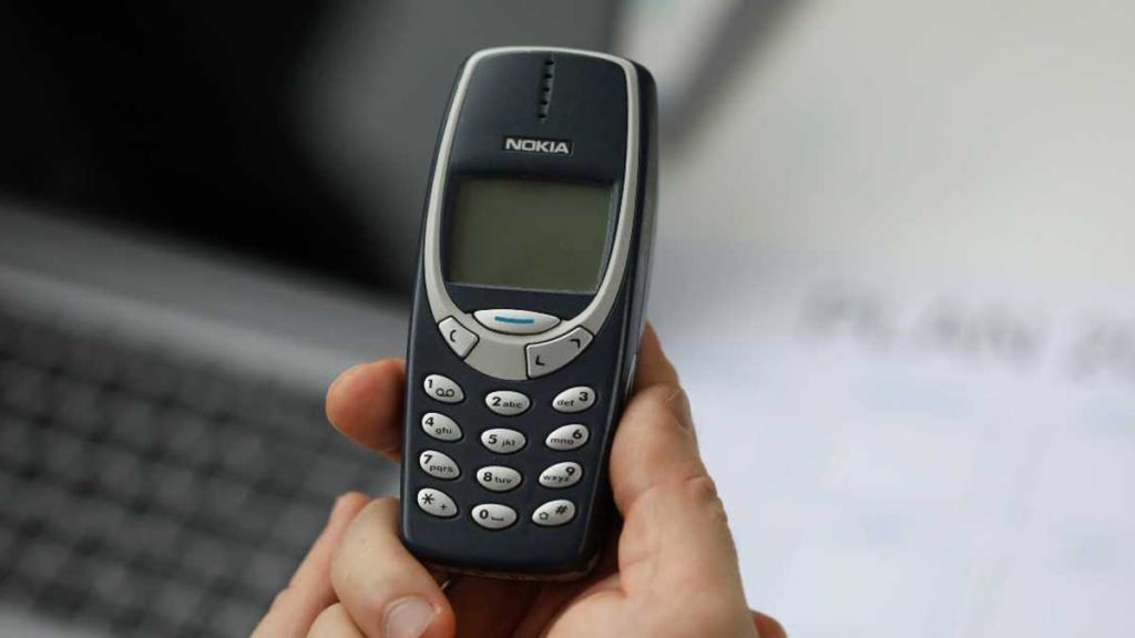 Questão: o que faz com os seus telemóveis antigos?