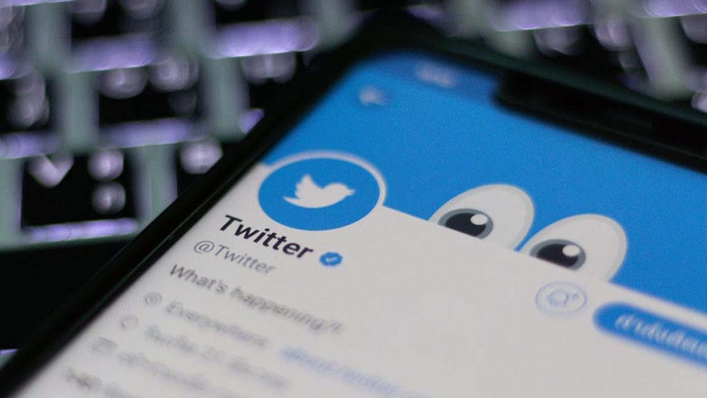 Quer ler o que estão a publicar no Twitter? A partir de agora tem mesmo de criar uma conta