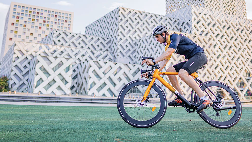 Bicicleta elétrica de estrada GOGOBEST R2 chega por menos de 800 €