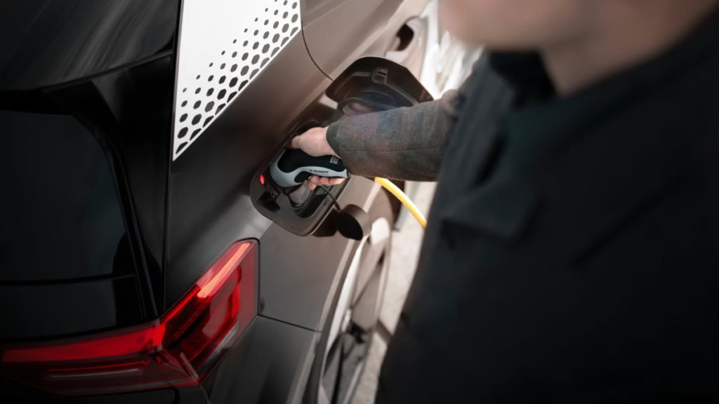 Como seria o mundo se só circulassem carros elétricos nas estradas?
