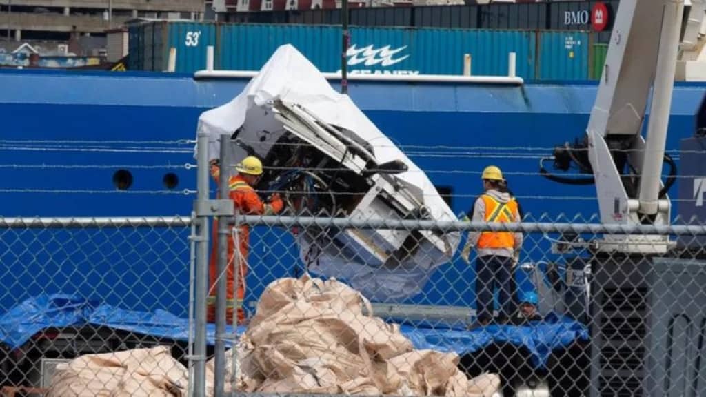 Primeiras imagens do resgate do Titan. Restos mortais das vítimas estarão entre os destroços