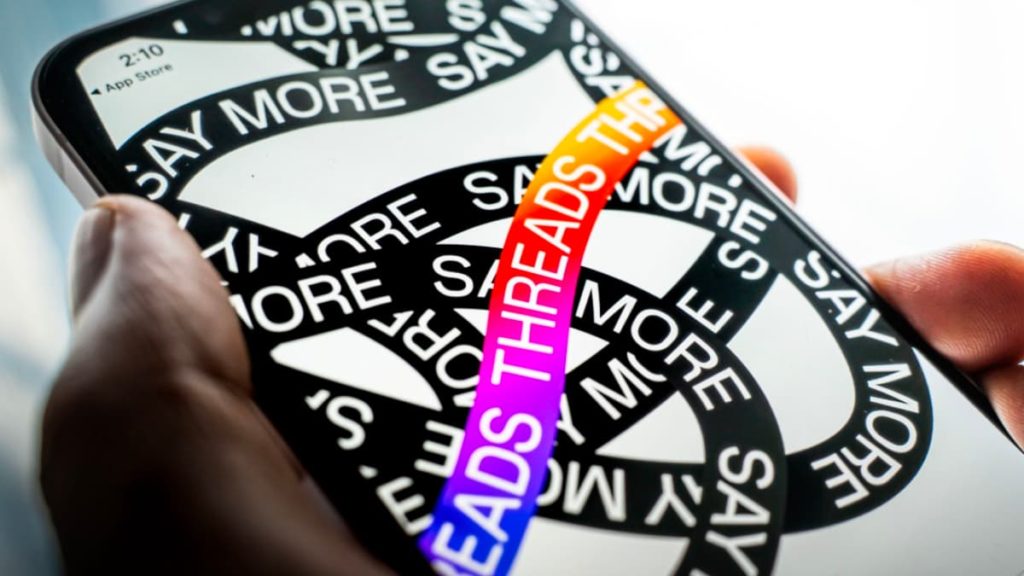 Apple chega ao Threads com a plataforma a bater recordes