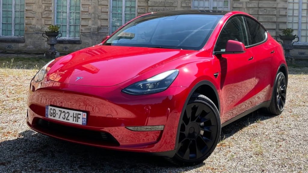 Europa: vendas de carros elétricos superam pela primeira vez as de automóveis a gasóleo