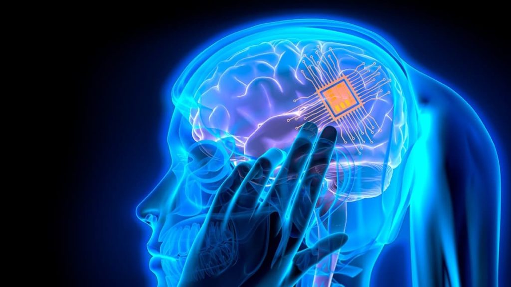 ONU alerta para o perigo dos implantes cerebrais de IA: “Podem manipular as pessoas”