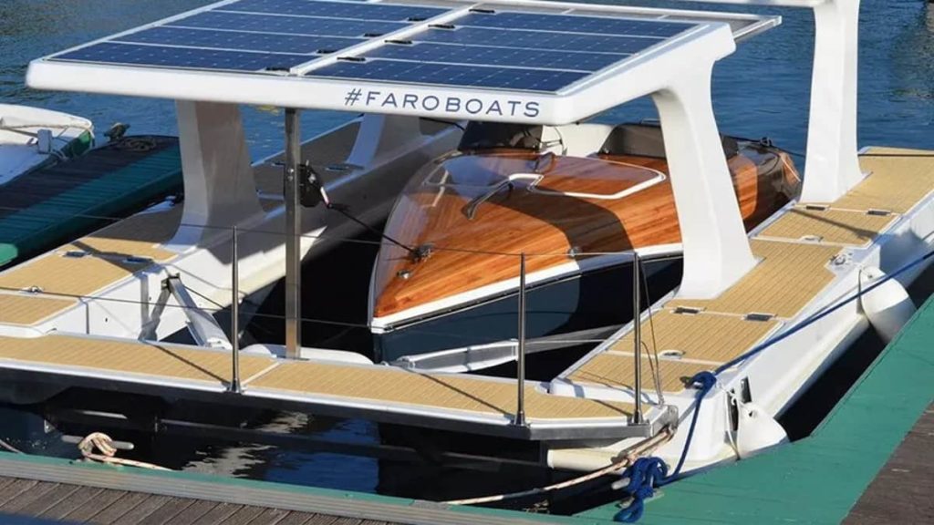 Powerdock, os primeiros painéis solares para carregar barcos elétricos em Portugal