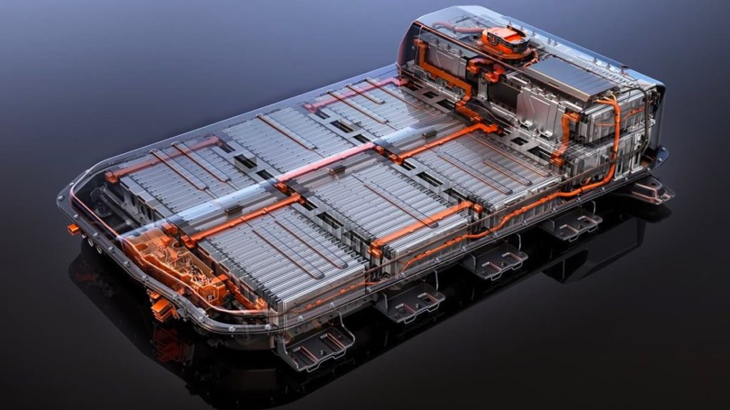 Baterias de eletrólito sólido Toyota oferecerão 1.200 km de autonomia em 10 minutos de carga