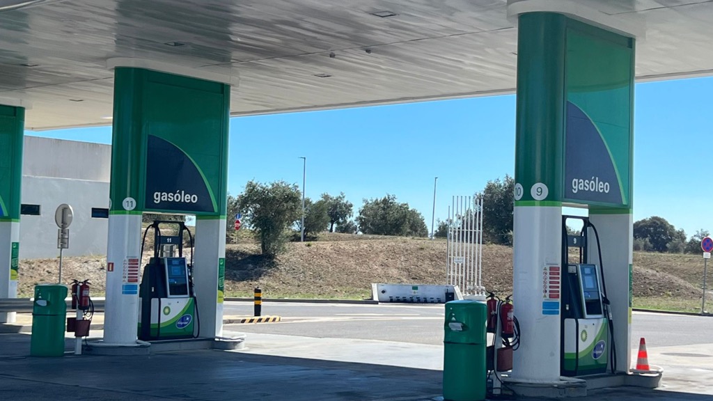 Combustíveis: Gasolina e gasóleo vão descer! Saiba quanto…