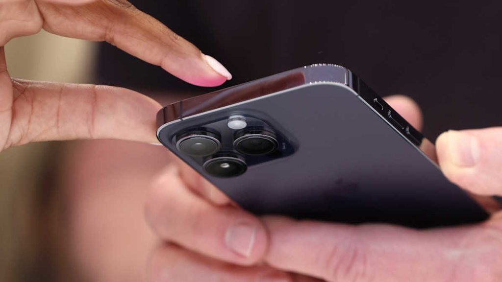 Apple vendeu mais smartphones do que a Samsung, pela primeira vez em 13 anos