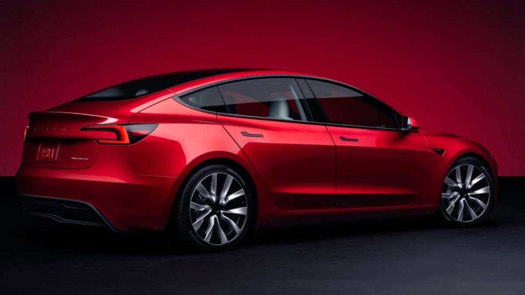 Tesla usa estratégia única para reduzir o ruído do vento e da estrada no Model 3 Highland