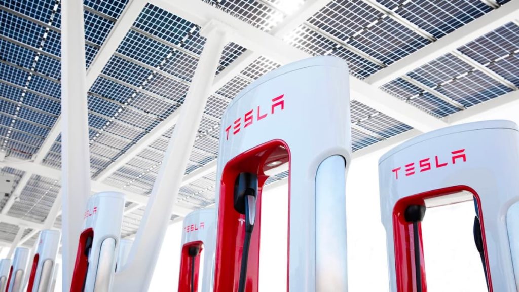 Superchargers: Tesla atinge o impressionante número de 50.000 carregadores rápidos