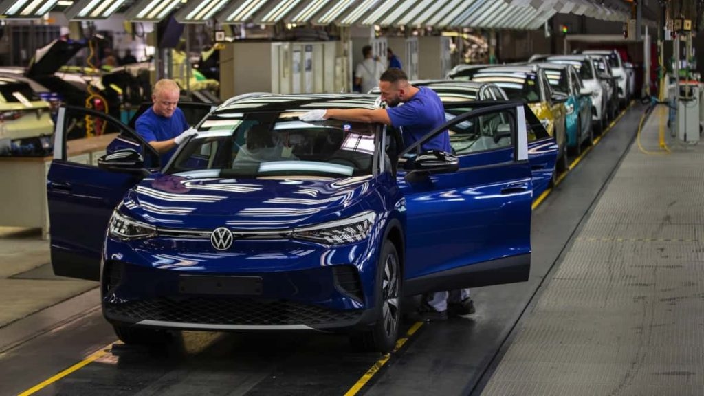 Volkswagen quer integrar o ChatGPT nos veículos para melhorar o seu assistente de voz