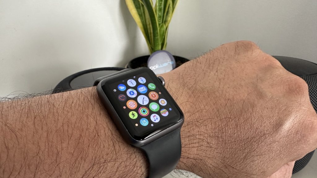 A linha original do Apple Watch está oficialmente obsoleta