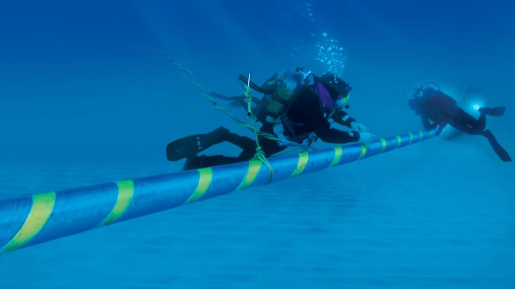 EUA querem proibir tecnologia chinesa em cabos submarinos