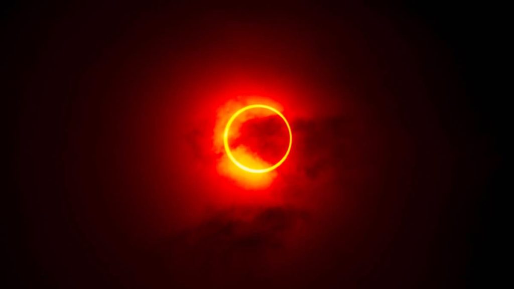 NASA mostra um vídeo do impressionante eclipse “anel de fogo”
