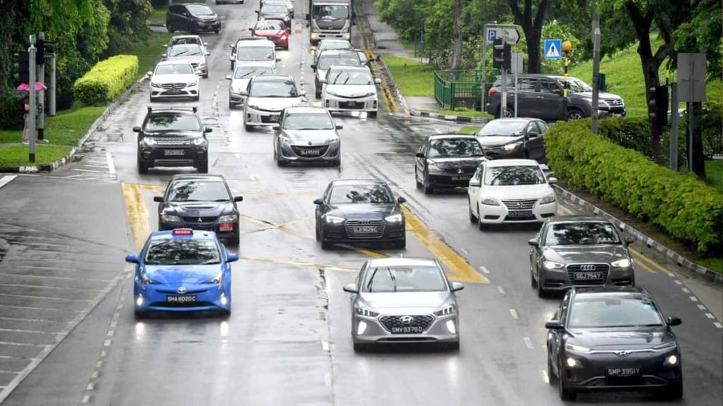 Em Singapura, ter carro é coisa de rico… só a licença para o ter custa 100 mil euros