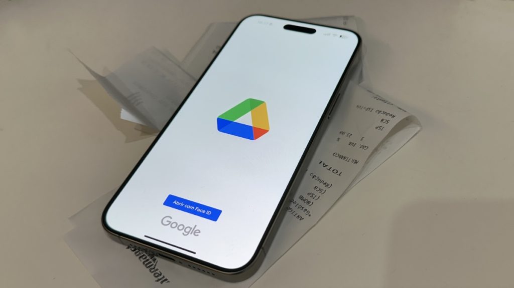 Google Drive para iPhone tem agora um scanner de documentos integrado