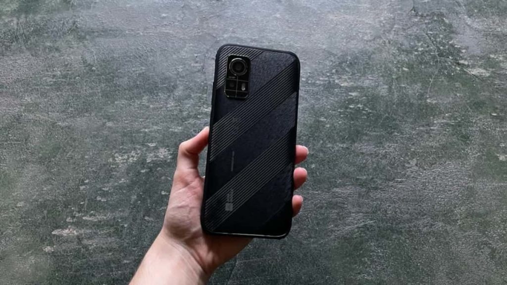 Smartphone robusto, rugged phone, H6 da AGM Mobile
