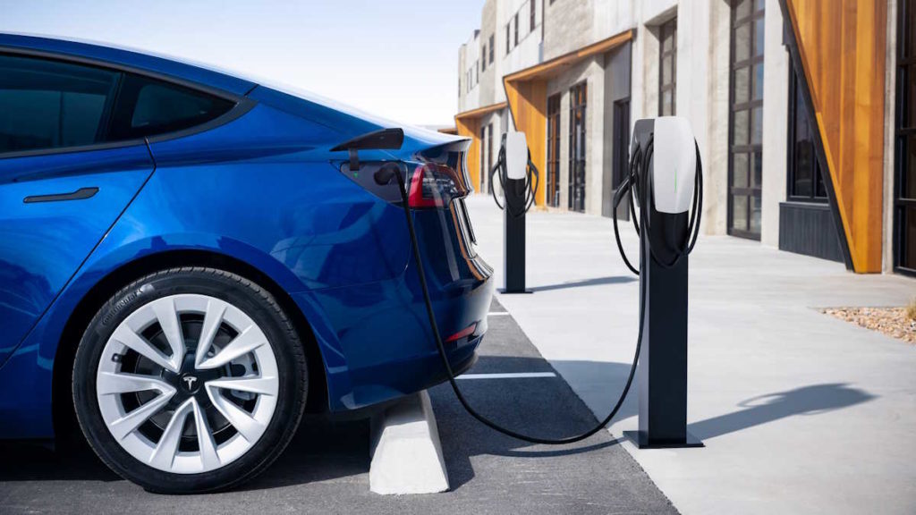 Crescimento dos elétricos: foram distribuídos mais GWh em 2023 do que entre 2014 e 2021