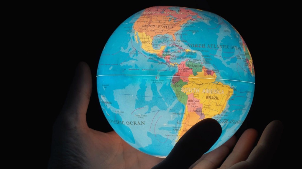 População mundial chega às 8 mil milhões de pessoas já amanhã