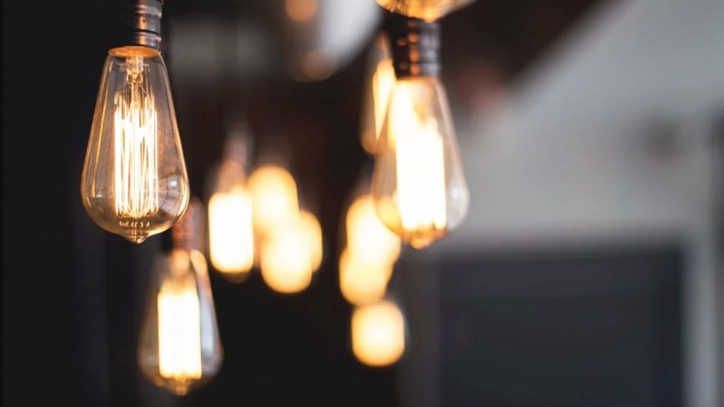 Vai comprar uma lâmpada? Saiba como “ler” a etiqueta energética