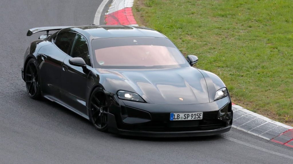 Novo Porsche Taycan bate o recorde do Tesla Model S Plaid