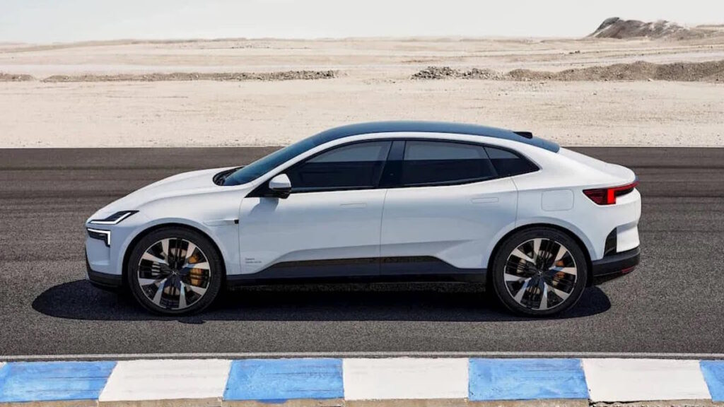 Polestar 4 chega finalmente à Europa e promete autonomia de até 610 km