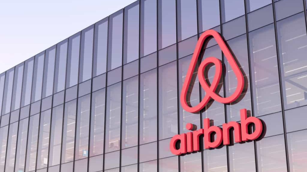 Airbnb planeia utilizar Inteligência Artificial para criar o melhor “concierge”