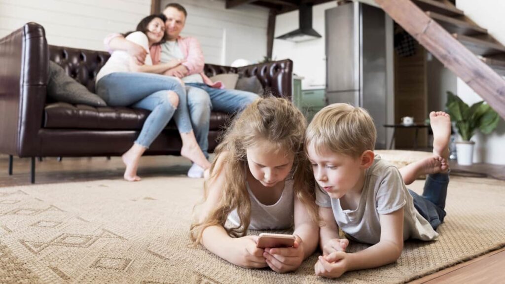 Já pode fazer o pedido do Subsídio Parental Alargado online