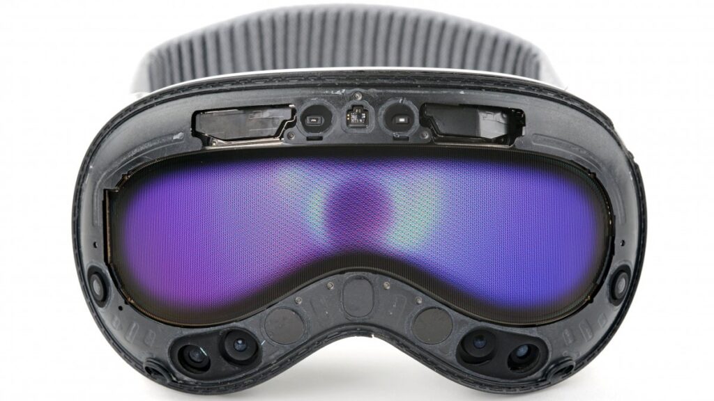 Desmontaram os Apple Vision Pro e descobriram um interior complexo