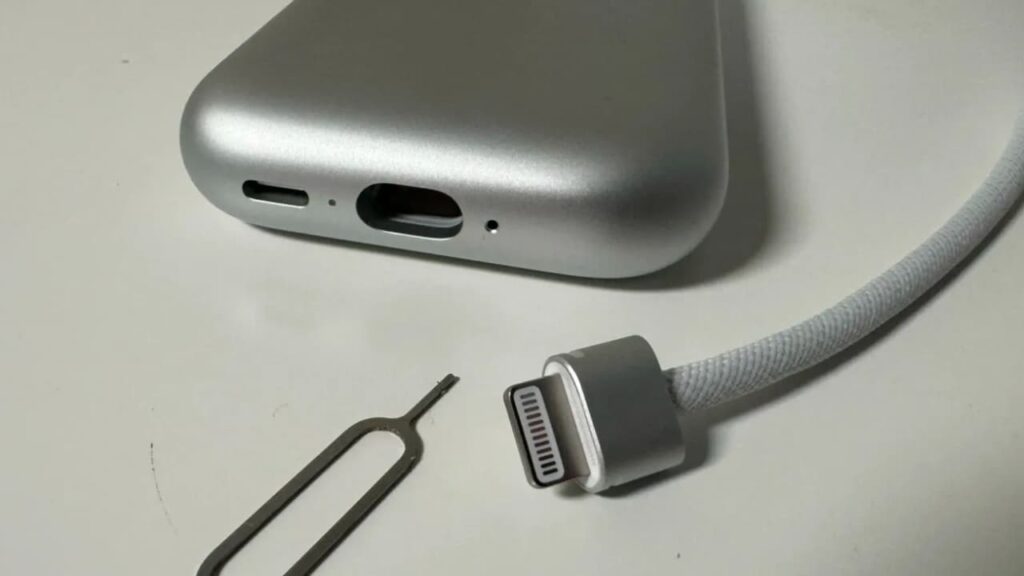 Apple coloca cabo “tipo Lightning” nos Vision Pro… e como será na Europa?
