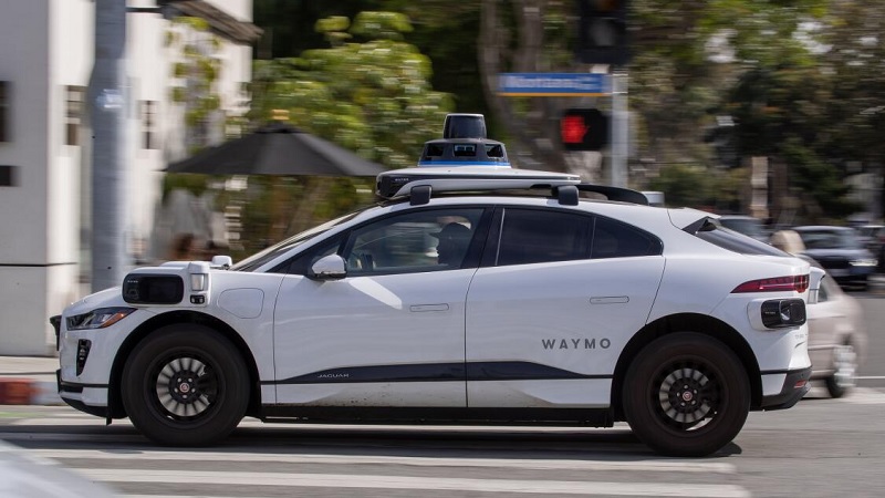 Waymo anuncia que vai começar a testar os seus veículos autónomos em Tóquio em 2025