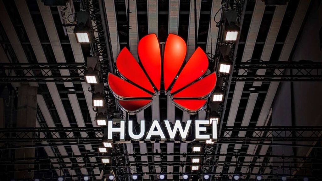 Smartphone tri-dobrável da Huawei poderá chegar já no próximo mês