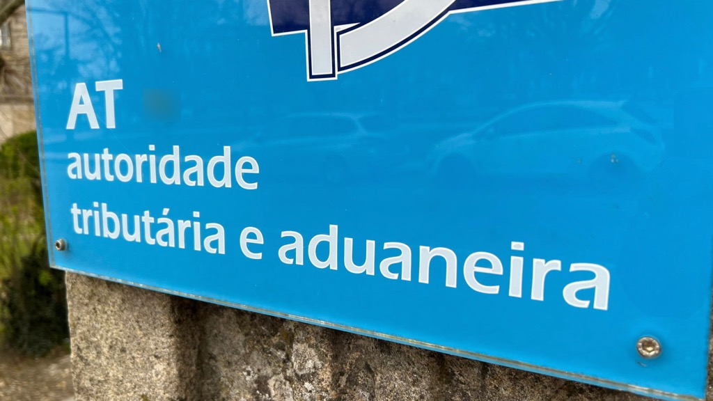 Entrega da declaração de IRS começa hoje… mas espere!