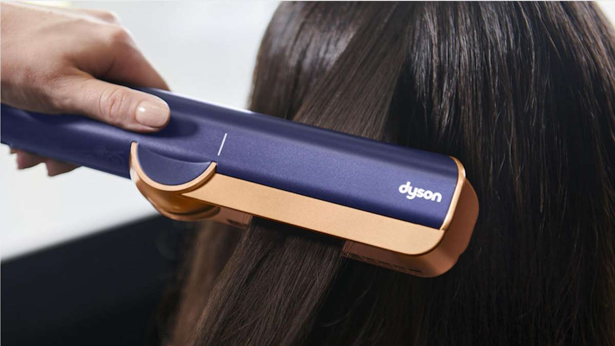 Dyson Airstrait chegou a Portugal para revolucionar o alisamento do cabelo