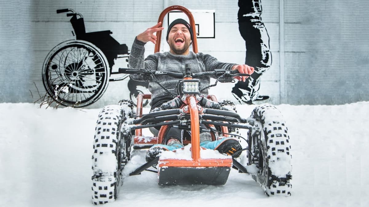 Exoquad: veículo todo-o-terreno para pessoas em cadeira de rodas desfrutarem de aventuras