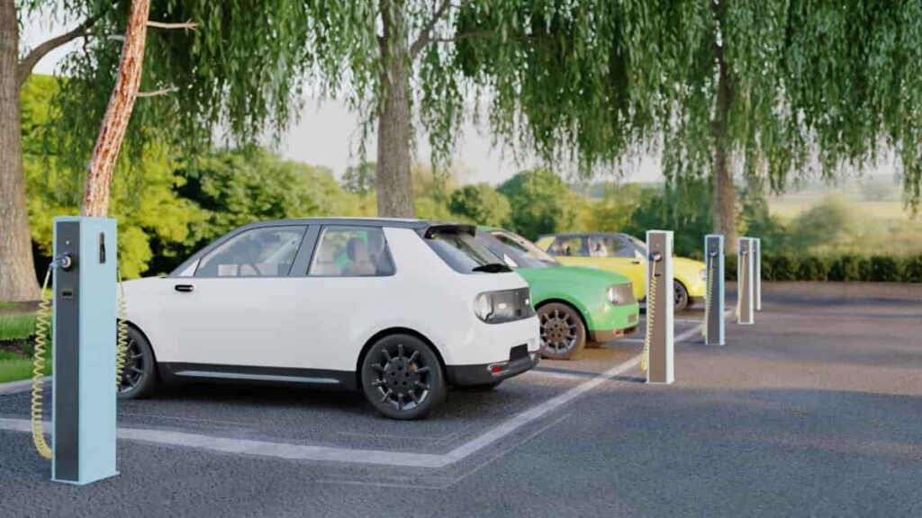 Este parque de estacionamento tem 17 pisos, 429 lugares e 424 pontos de carga