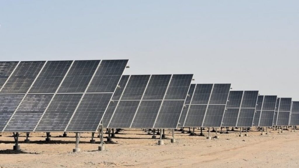 China tem a maior central solar do mundo! É capaz de alimentar todo o Luxemburgo