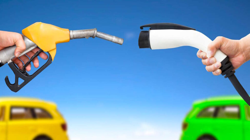 Cada vez mais utilizadores de carros elétricos querem voltar aos motores a combustão