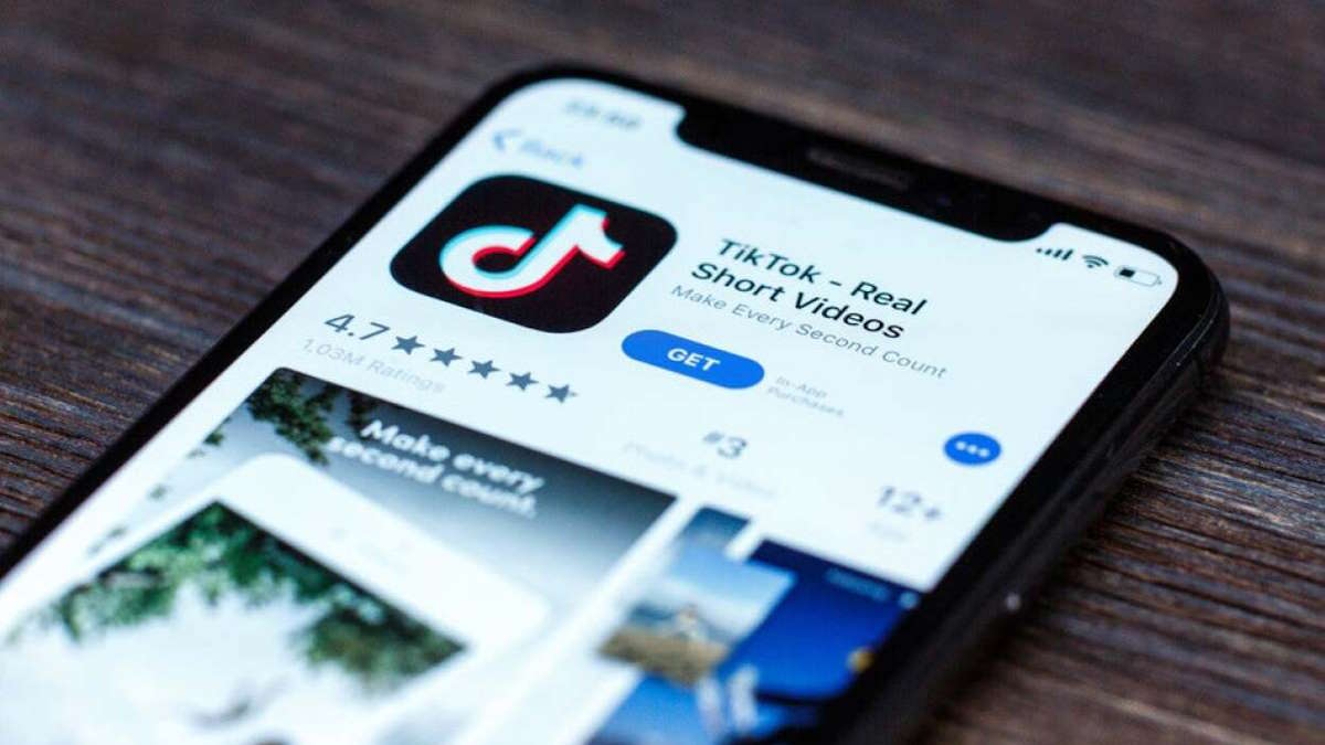 Feed de ciência e tecnologia do TikTok será ativo por predefinição para todos os utilizadores