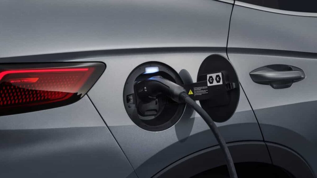 Neste país, 76% dos veículos de passageiros novos são elétricos