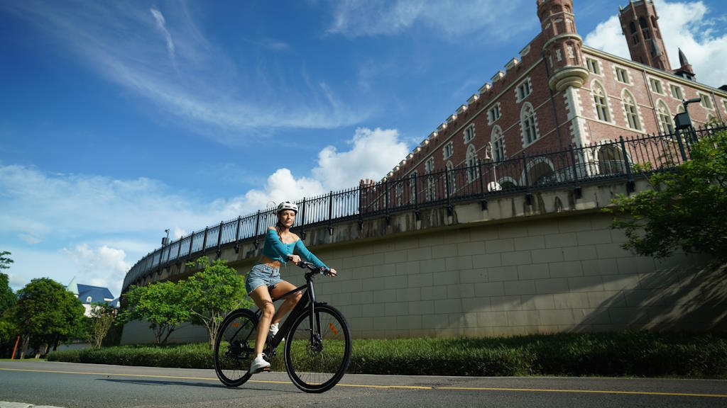 DYU lança a Stroll 1, uma Ebike ultra-leve para utilização urbana (desconto 230€ pré-venda)