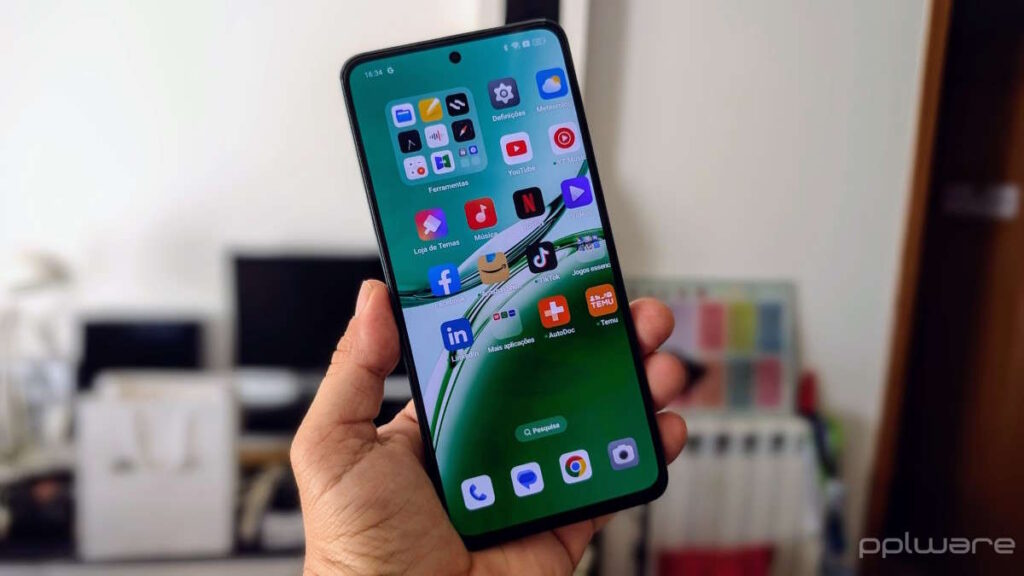 OPPO Reno12 F 5G e Reno12 FS 5G: uma nova era da IA nos smartphones já chegou a Portugal