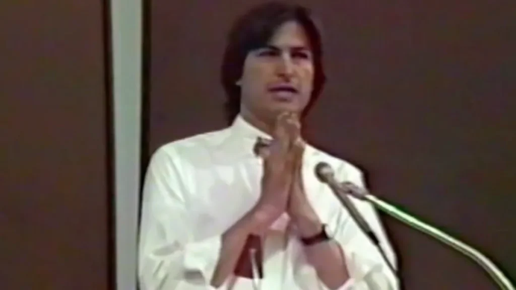 Steve Jobs prevê o futuro dos computadores em imagens nunca antes vistas [Vídeo]